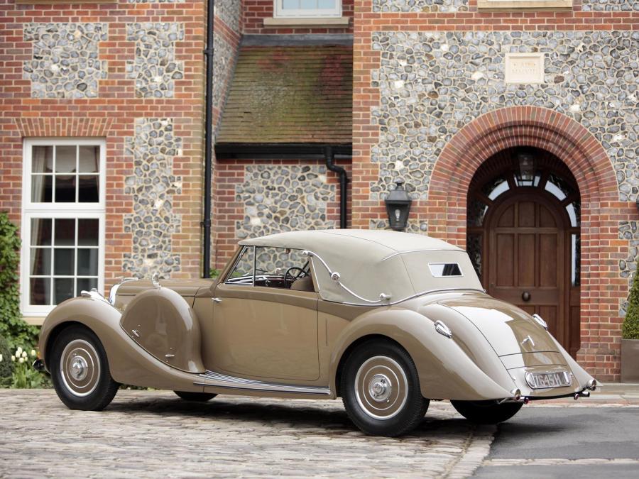  Lagonda V12 Rapide Drophead Coupe 1939 года  (фото 11 из 11)